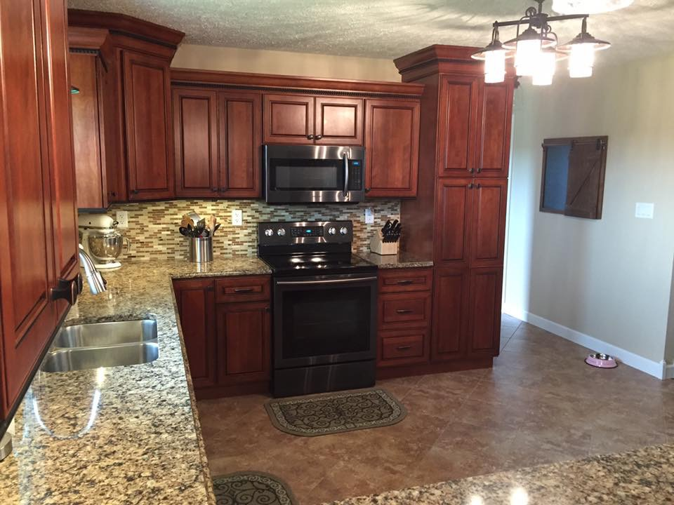 Kitchen photo - Taylorville Home Source